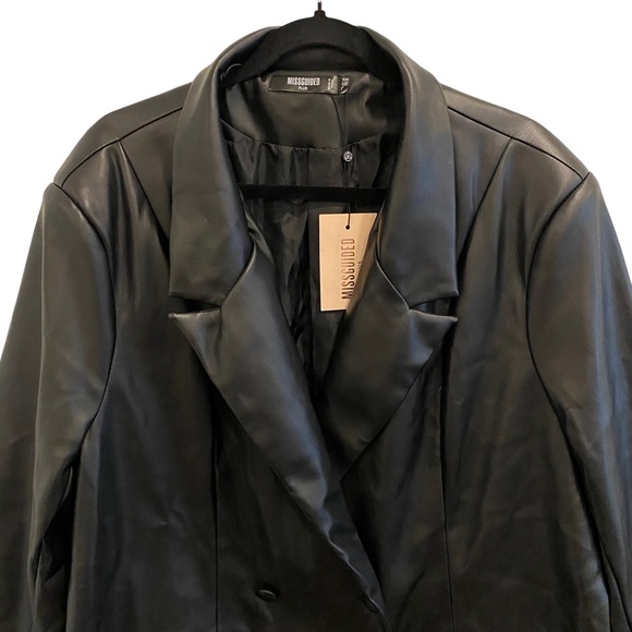 Missguided Black Soft Faux Leather Oversized Blazer - Picture 7 of 14